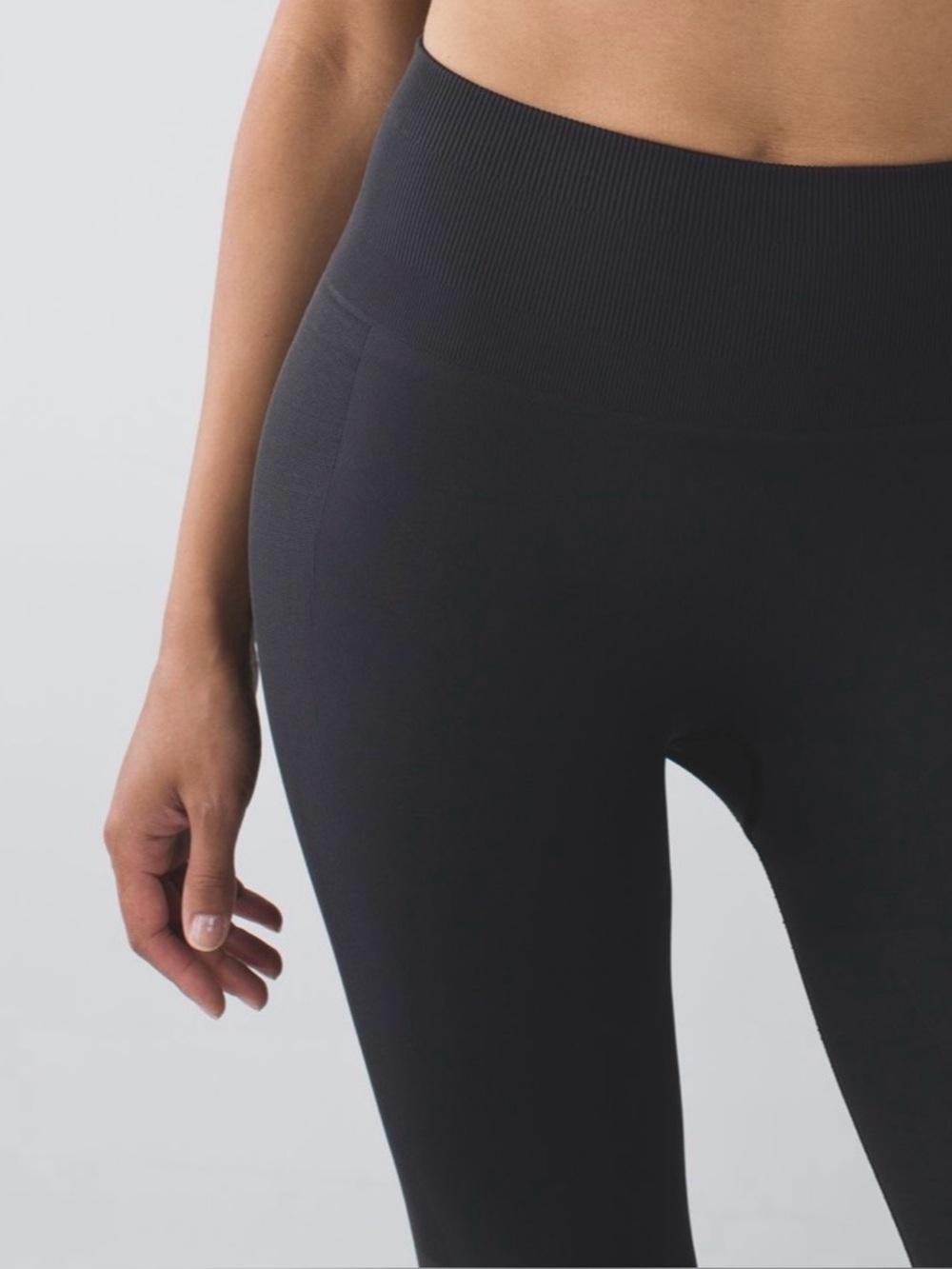 Lululemon “Zone In” black compression crop tights, fits size 2 or 4